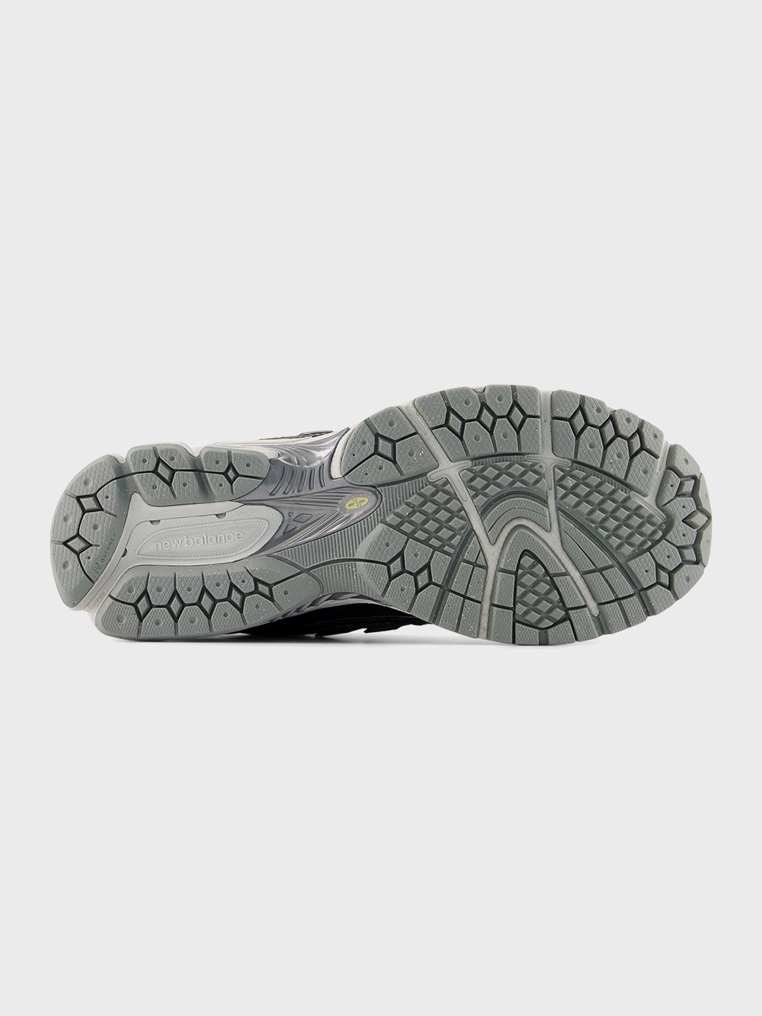 New Balance 1906 Sneakers | Dark Silver Metallic