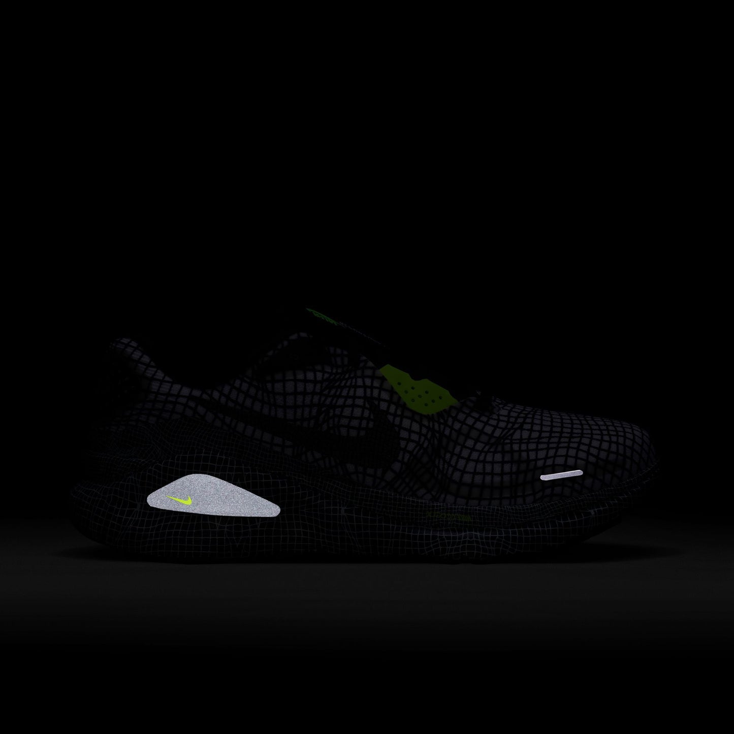 Nike Structure 26