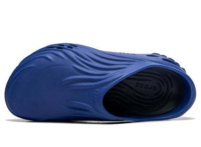 Crocs Echo Wave in Sapphire