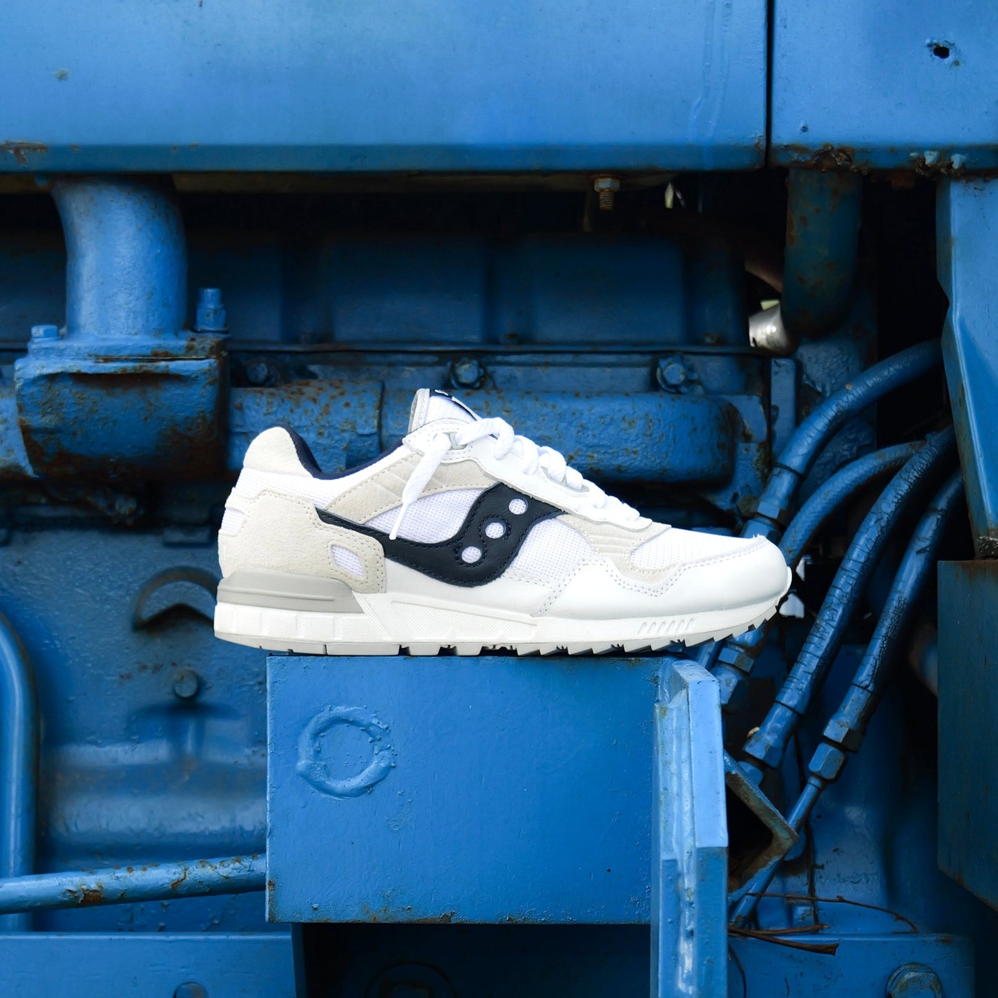 Mens Saucony Shadow 5000 (White/Navy)