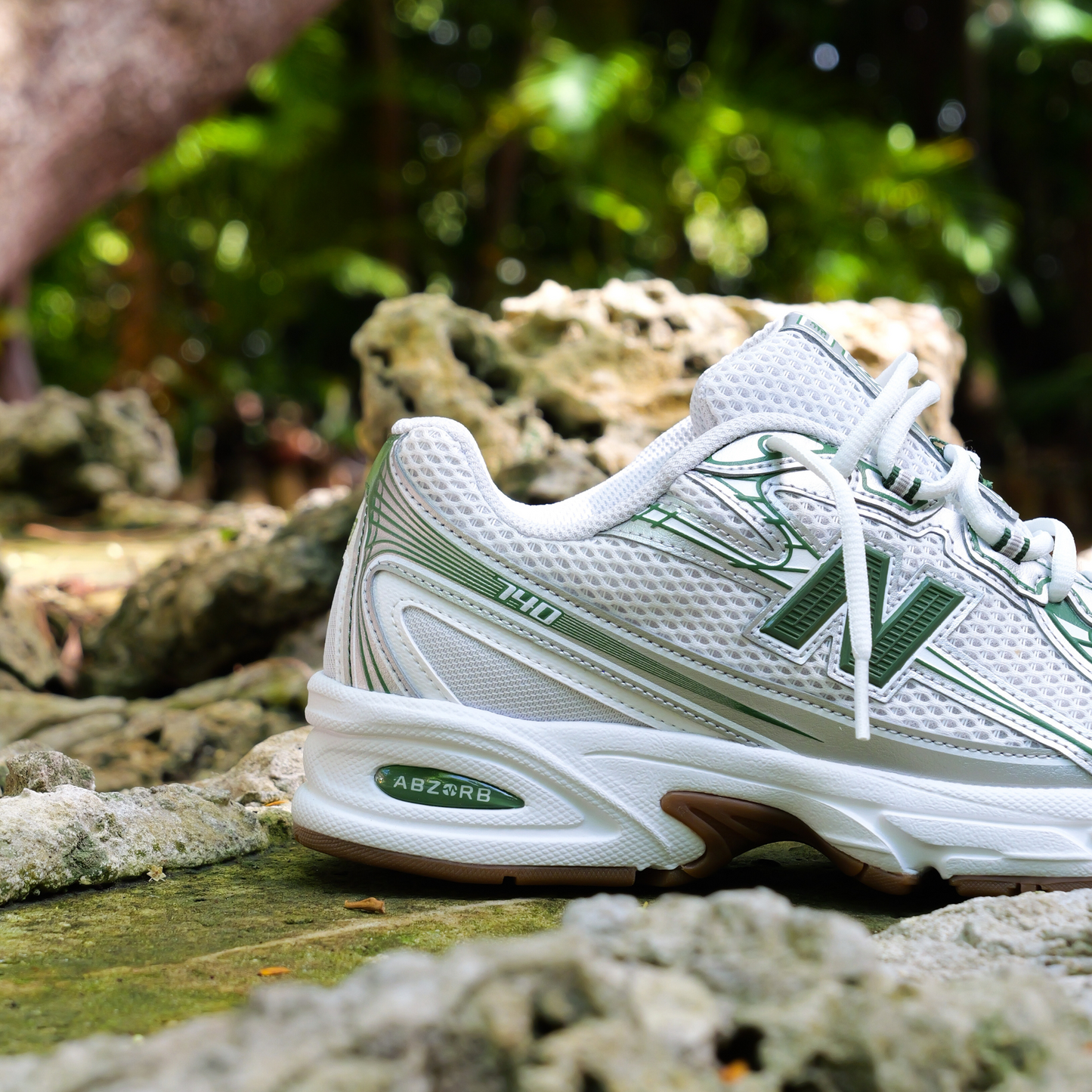 Mens New Balance U740SF2 (Metallic Silver/Green)