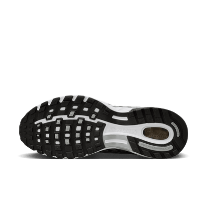 Men's Nike Air Pegasus 2005  "Metallic Silver Black"