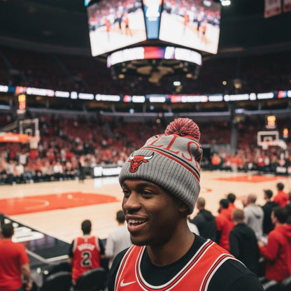 Mitchell and Ness NBA Chicago Bulls Cuffed Pom Knit Toque (Unisex)