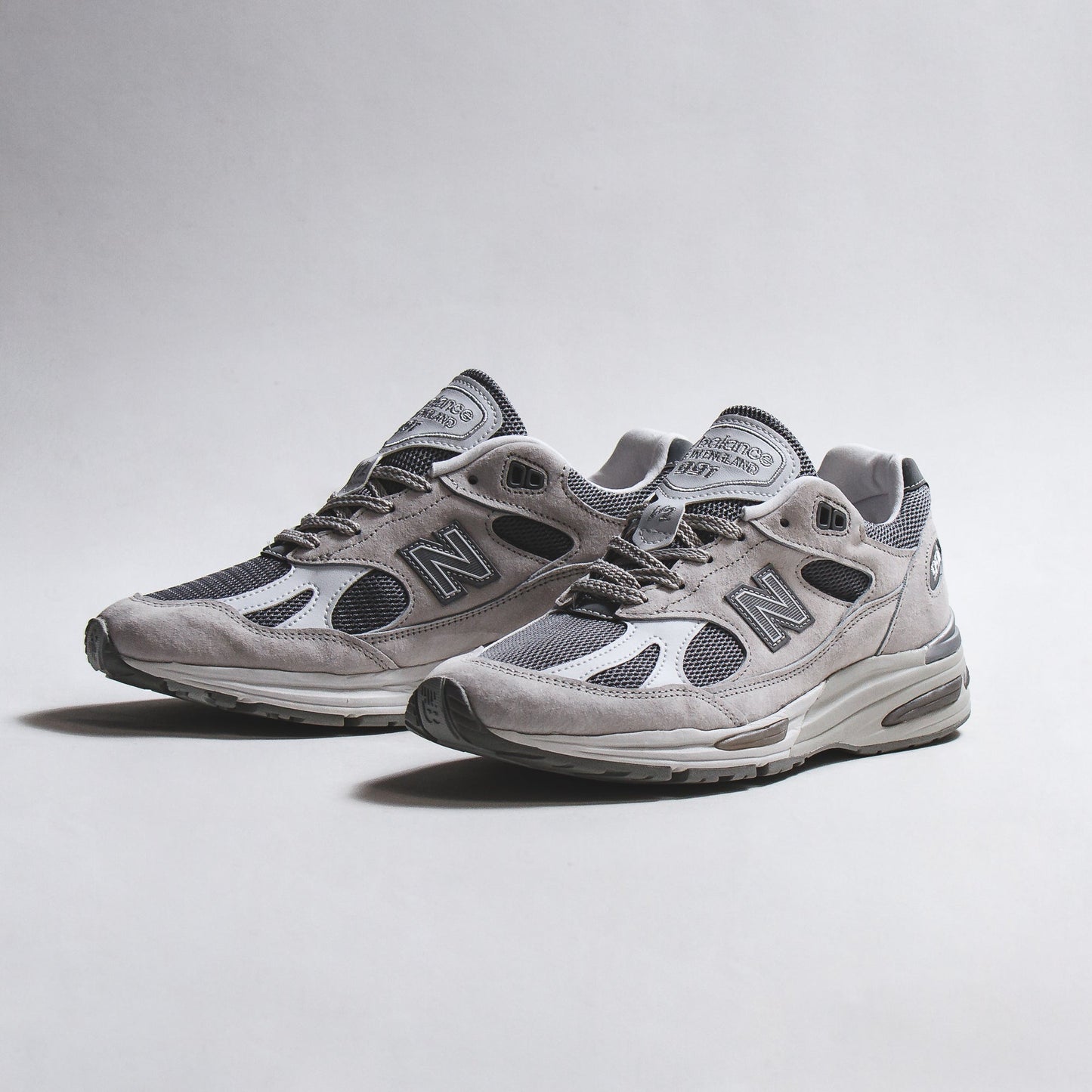 New Balance Unisex 991v2 Nimbus Cloud Made In UK U991LG2