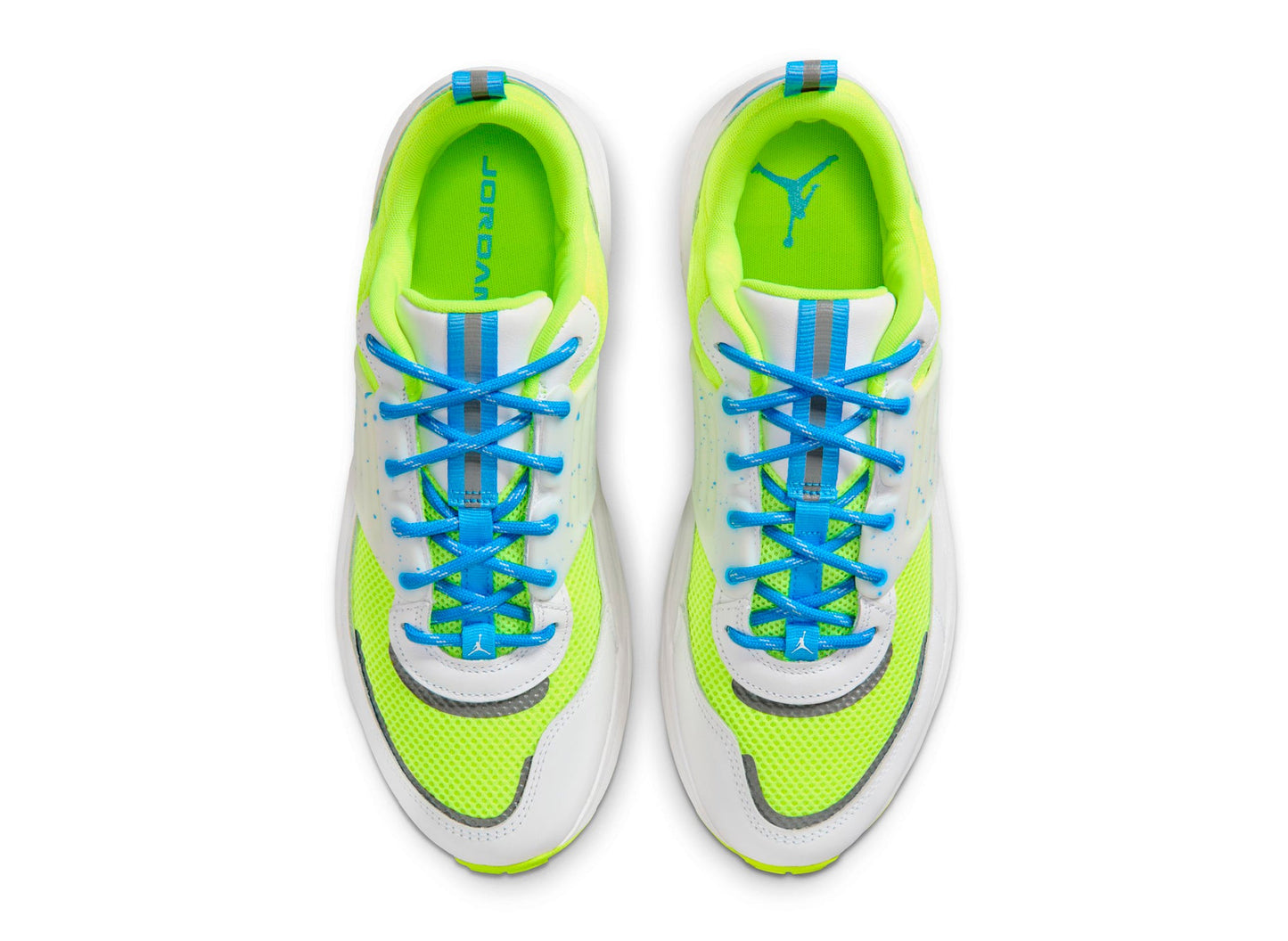 Jordan Trunner O/S in Volt / White