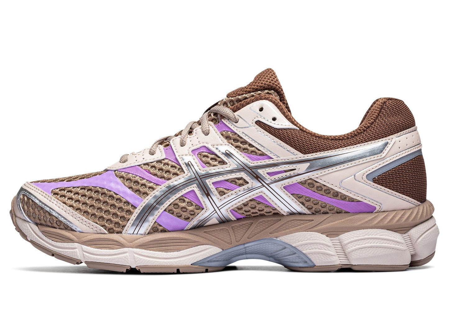 Asics Gel-Cumulus 16 in 'Cinnamon / Pure Silver'