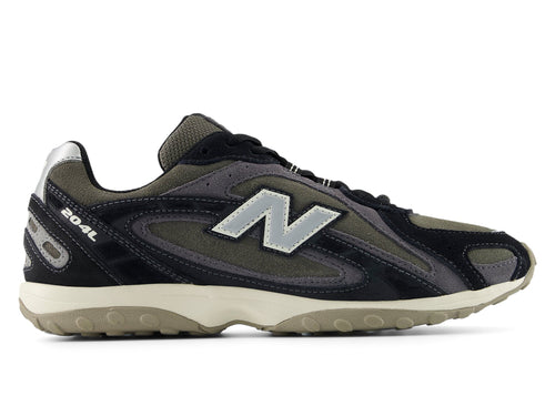 New Balance 204L U204L5WZ in Black / Magnet